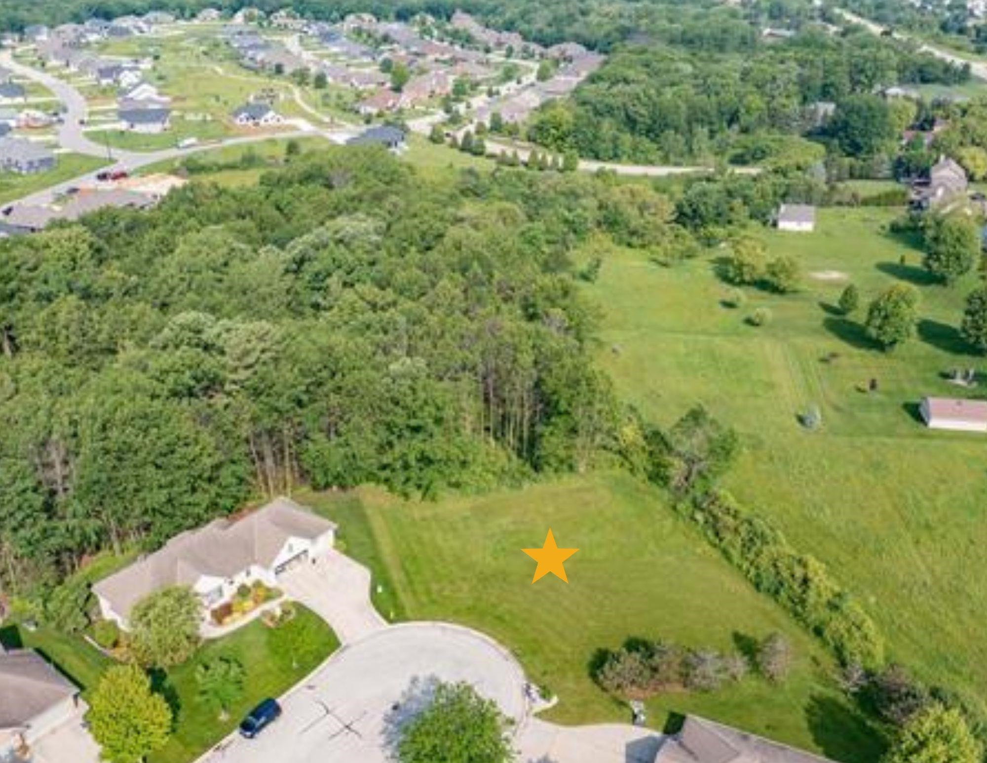 2969 Apple Ridge Court Green Bay, WI 54311 - Photo 3 of 12