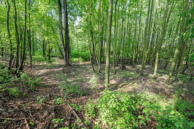 $149,900 | 2969 Apple Ridge Court, Green Bay, WI 54311