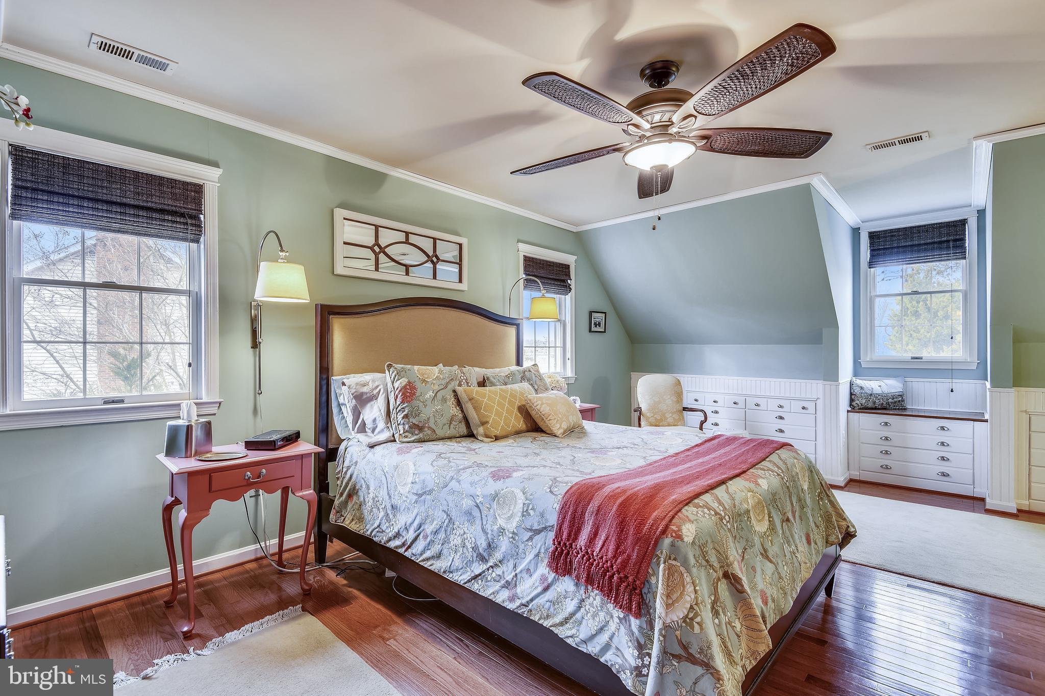 6157 Owings Beach Road Deale, MD 20751 - Photo 40 of 73 Owners bedroom