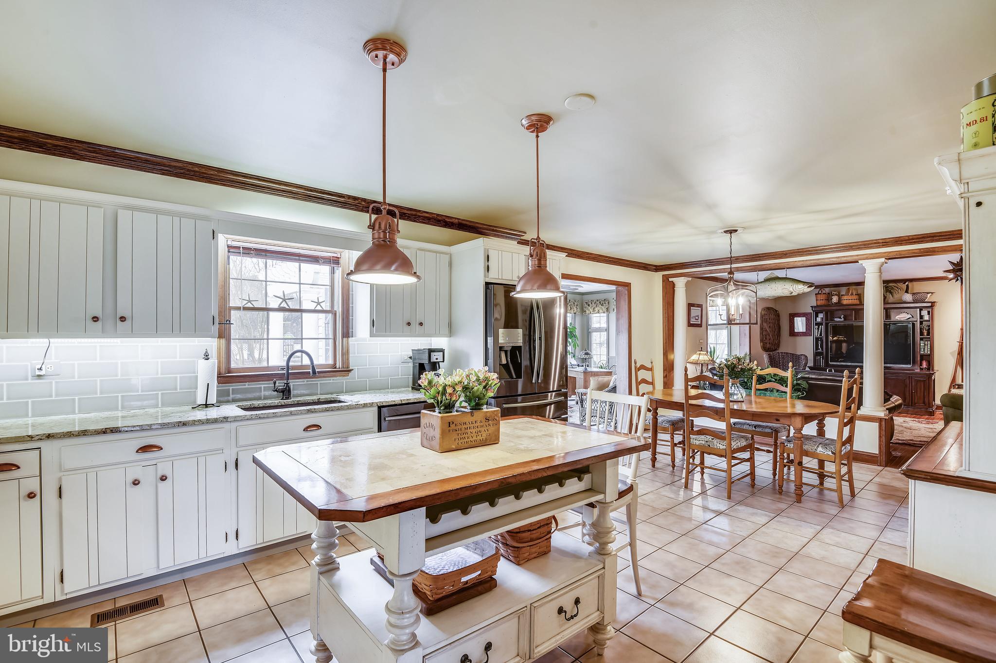 6157 Owings Beach Road Deale, MD 20751 - Photo 5 of 73 Kitchen