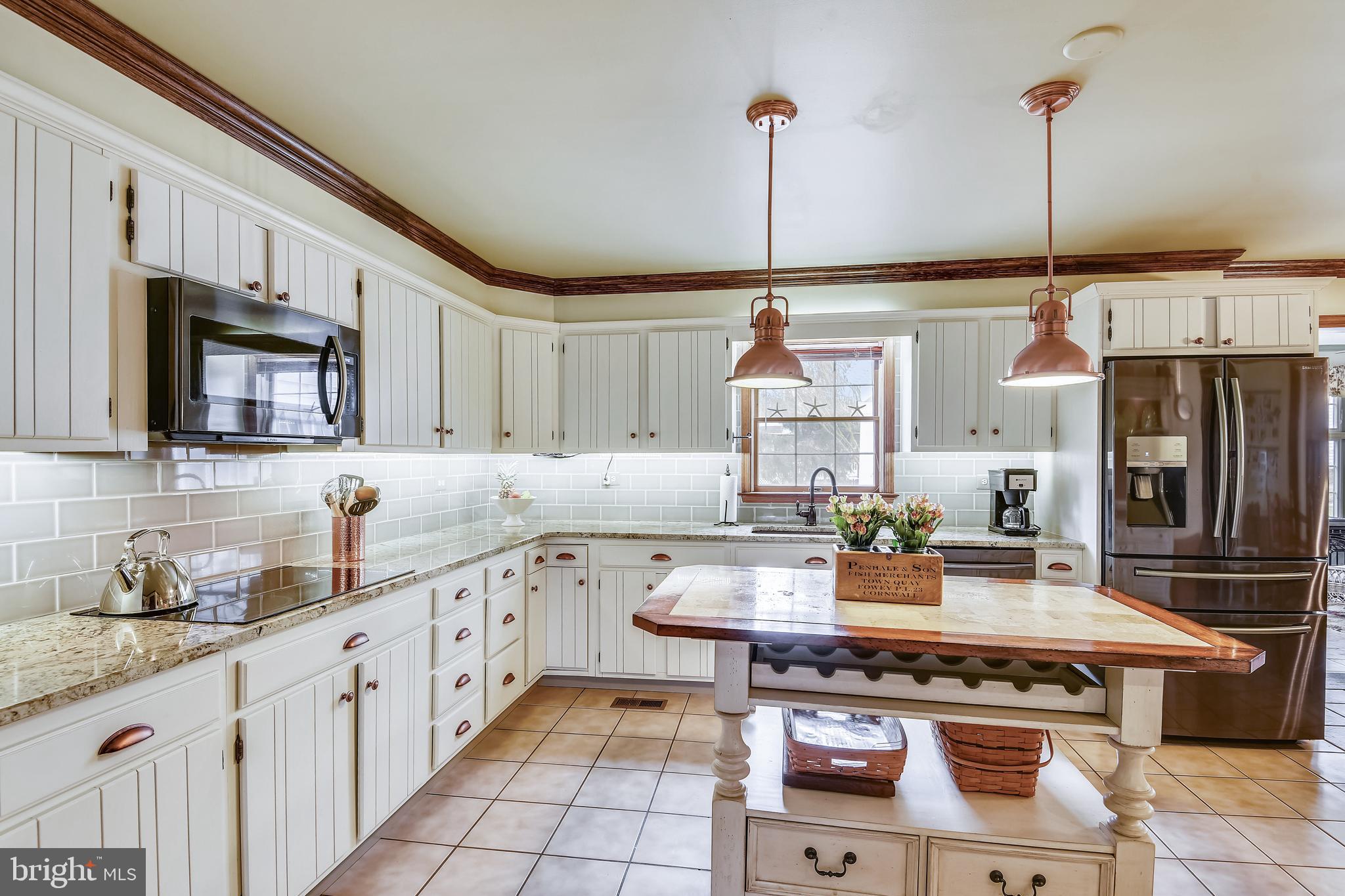 6157 Owings Beach Road Deale, MD 20751 - Photo 8 of 73 Kitchen