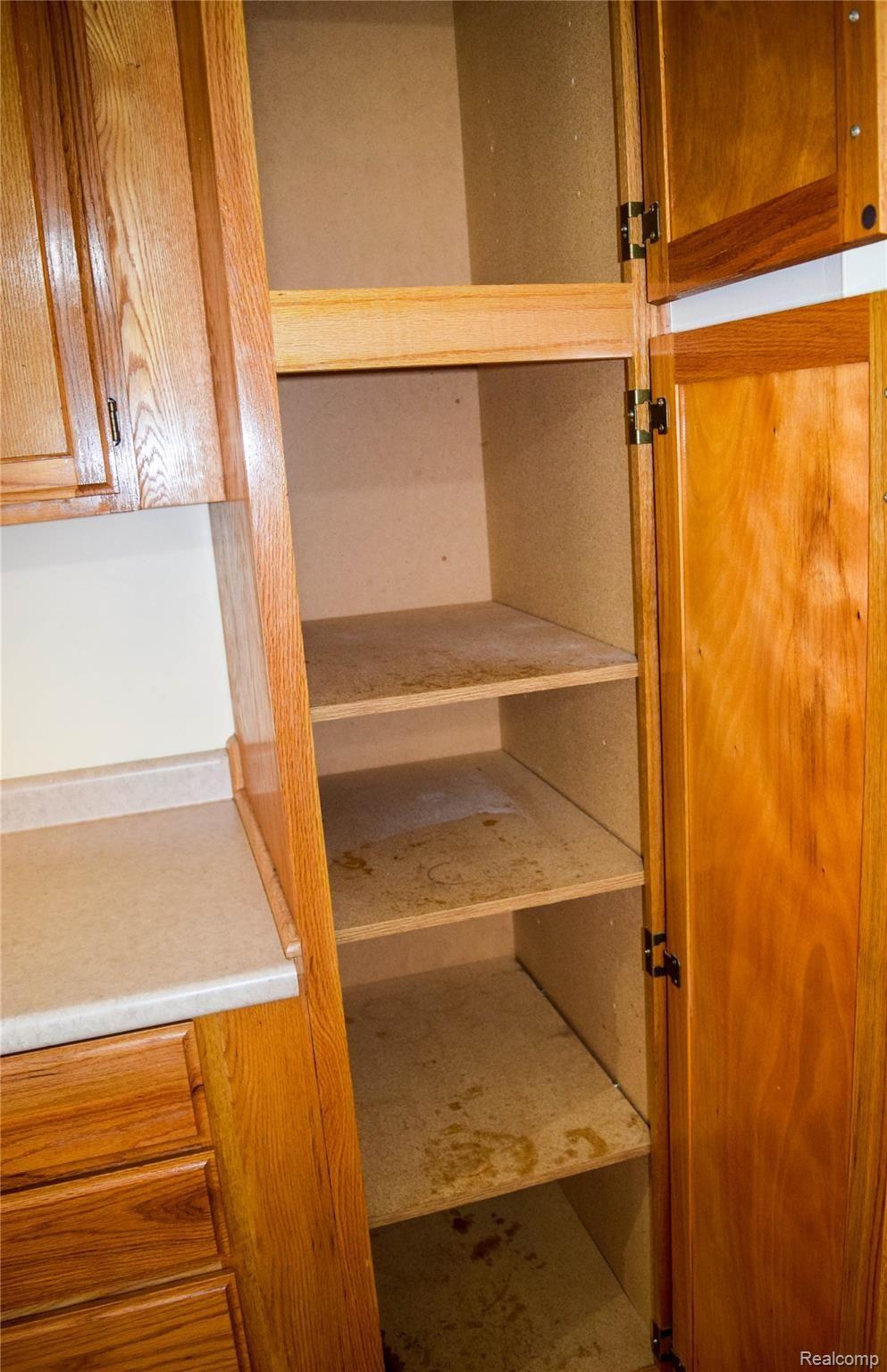 26933 Wick Road Taylor, MI 48180 - Photo 16 of 39 DSC_0462.jpg