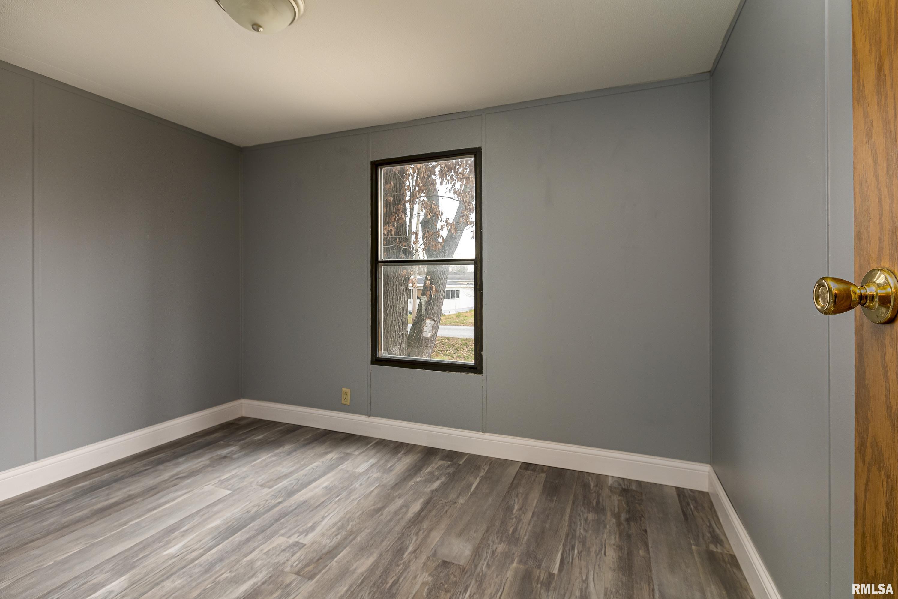 405 Colp Street Colp, IL 62921 - Photo 19 of 28