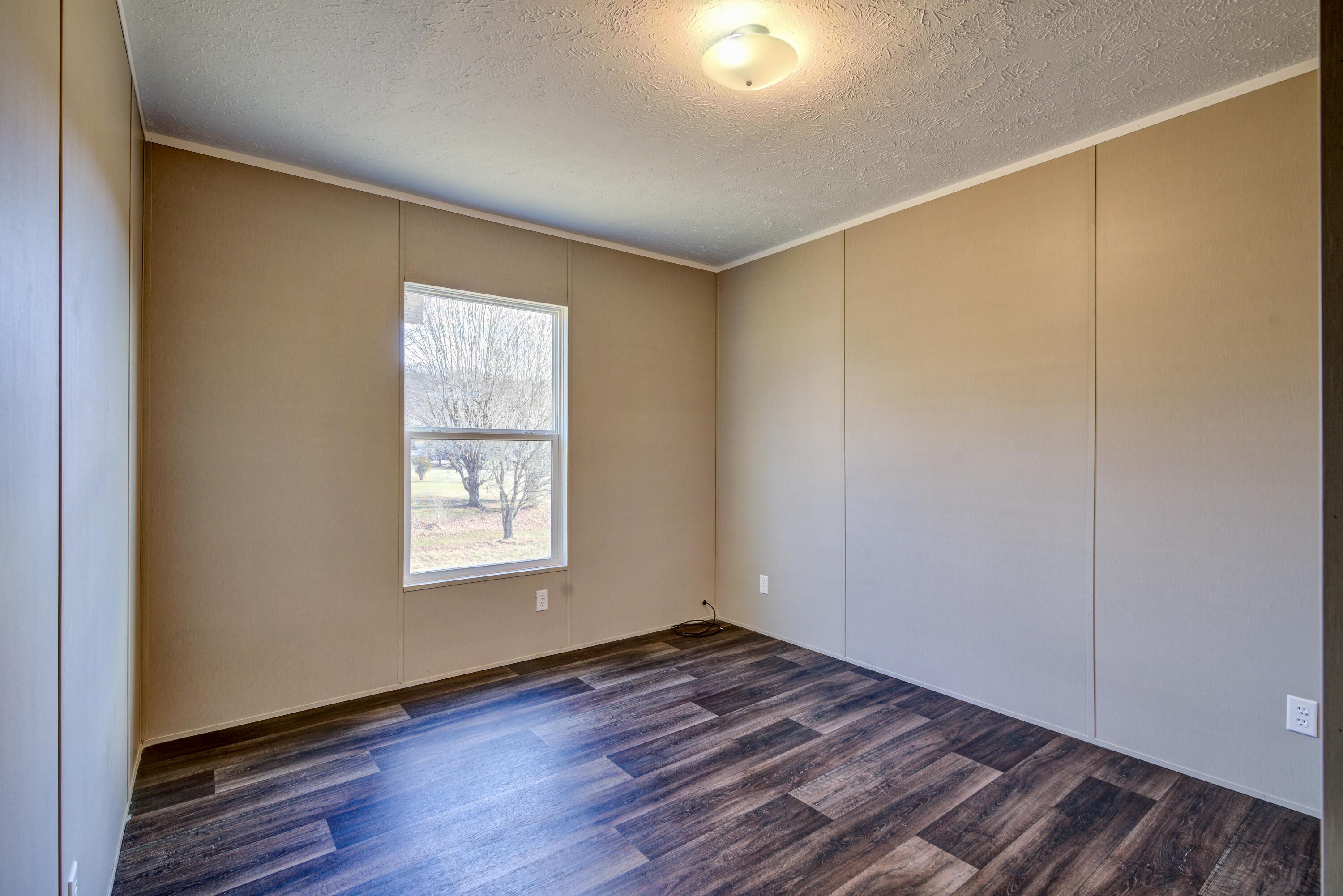 73 Harold Cemetery Road Greeneville, TN 37745 - Photo 34 of 41 FirstBedroom3