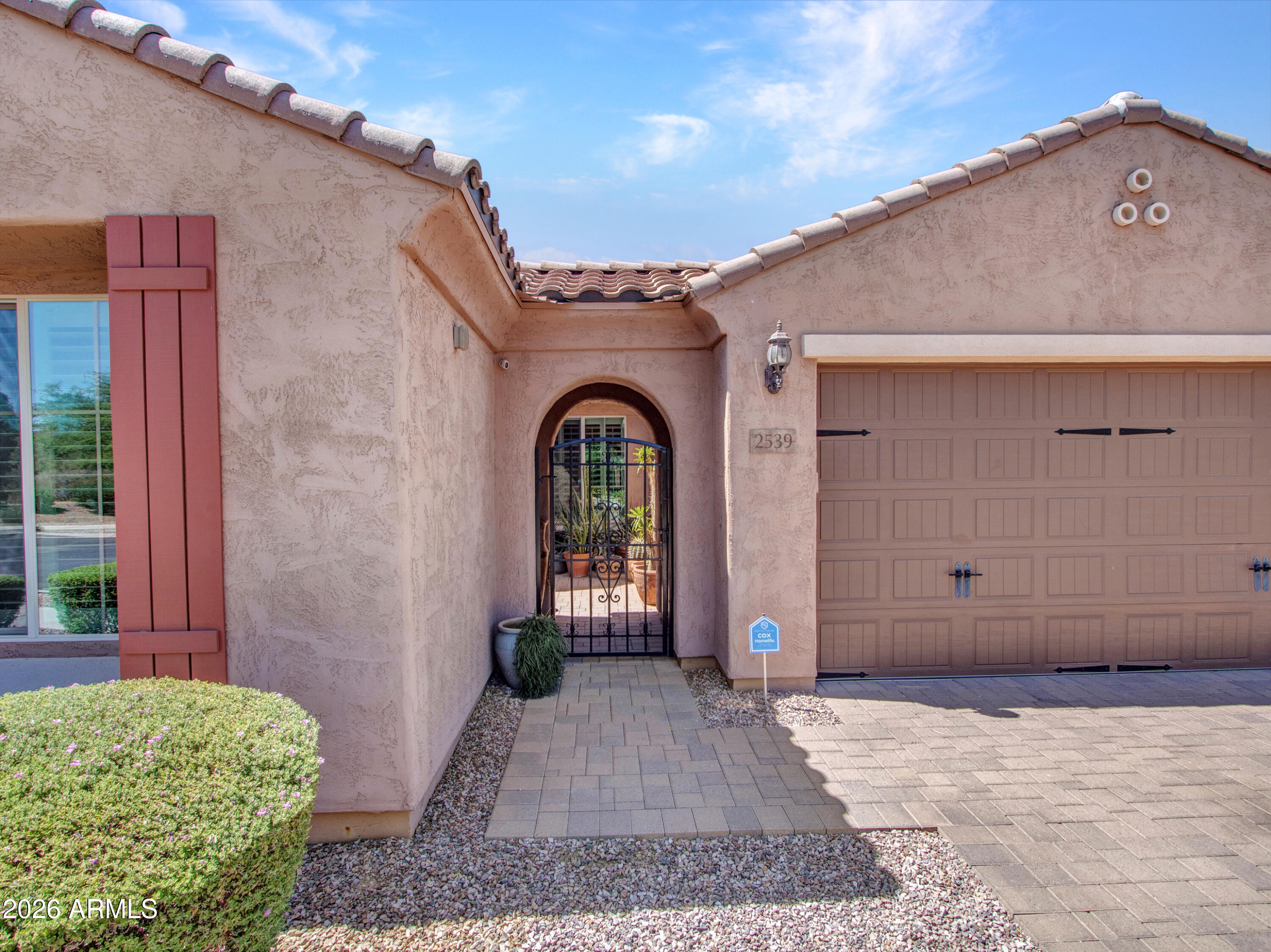 2539 West Rabjohn Road Phoenix, AZ 85085 - Photo 11 of 97 01-Front-(4)