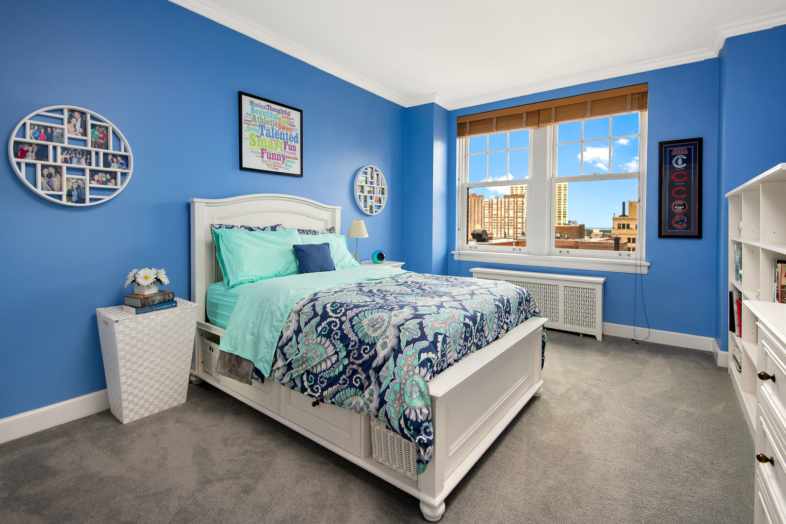 421 West Melrose Street, Unit 18BC Chicago, IL 60657 - Photo 17 of 29 a bedroom with a bed and window