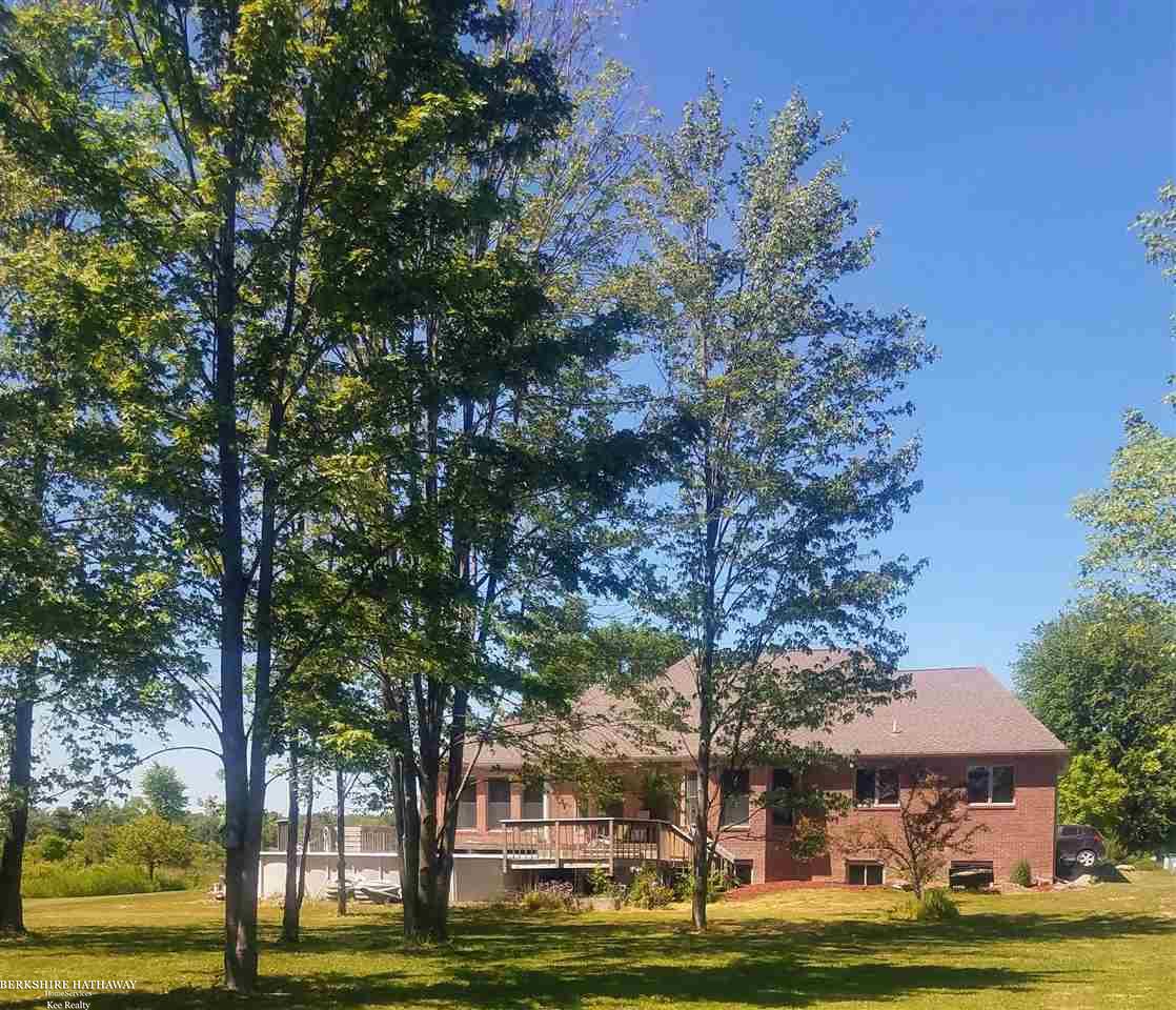 11535 Metcalf Road Emmett, MI 48022 - Photo 3 of 45 31349551-2.JPG