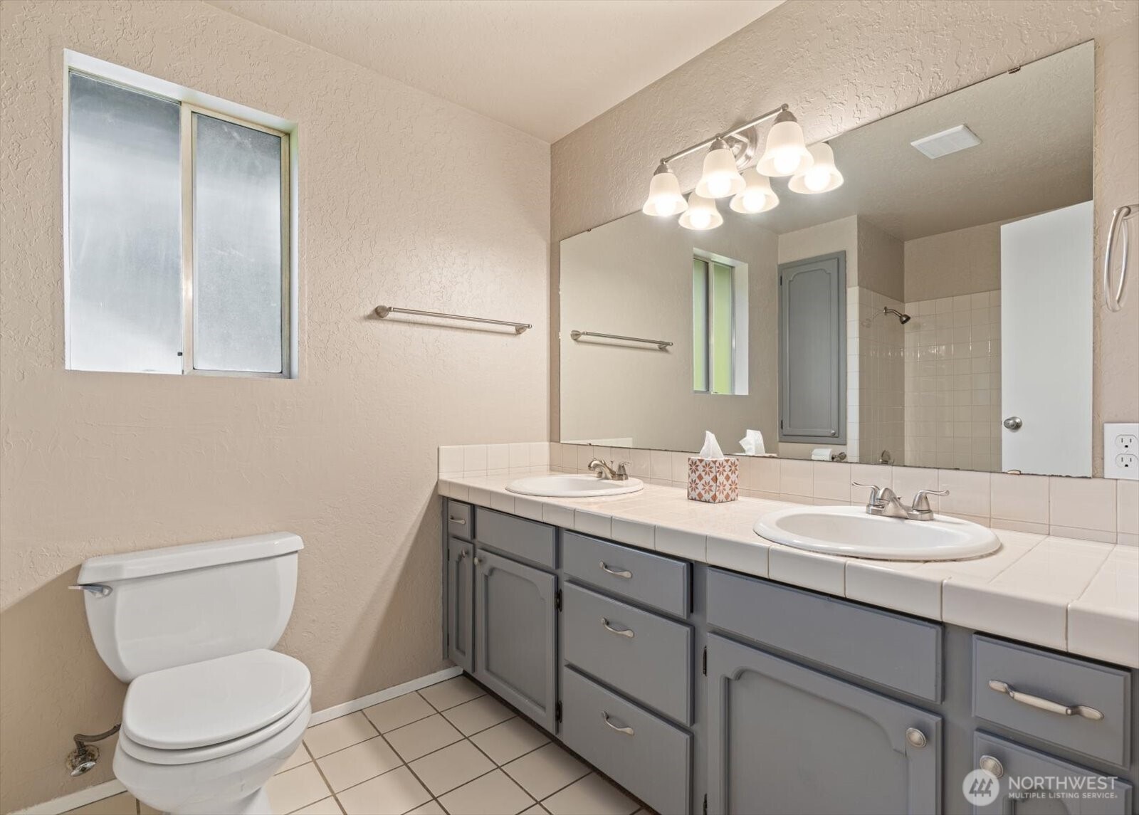23521 3rd Avenue Southeast Bothell, WA 98021 - Photo 19 of 40