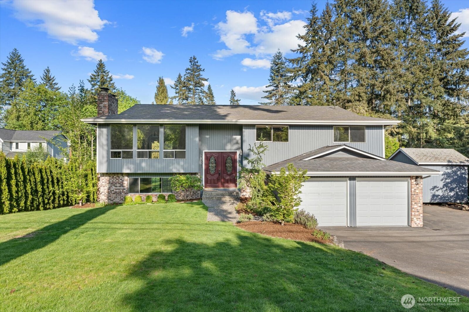 23521 3rd Avenue Southeast Bothell, WA 98021 - Photo 2 of 40
