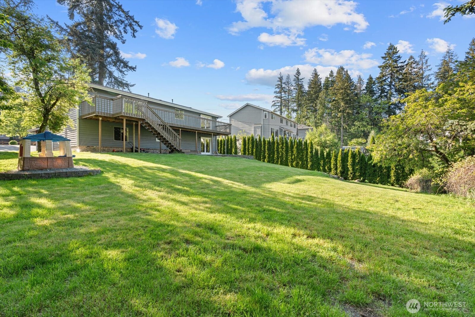 23521 3rd Avenue Southeast Bothell, WA 98021 - Photo 32 of 40