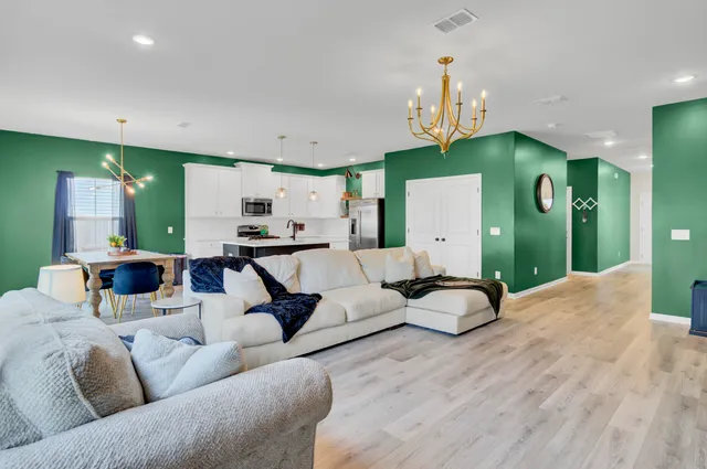 $390,999 | 164 Pine Crest View Drive, Summerville, SC 29486