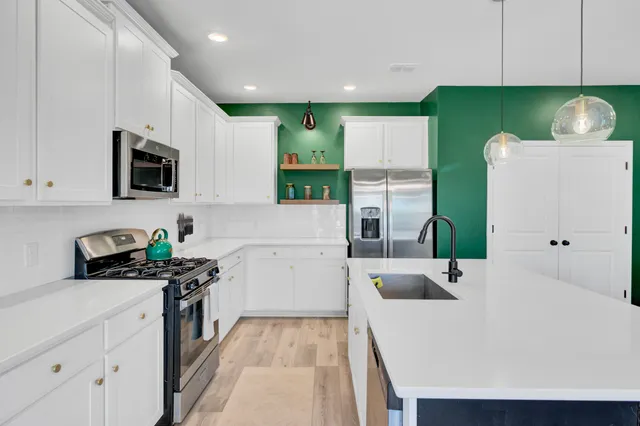 $390,999 | 164 Pine Crest View Drive, Summerville, SC 29486