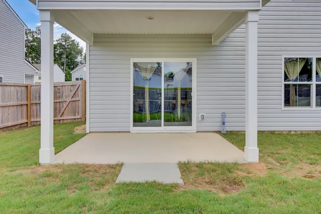 $390,999 | 164 Pine Crest View Drive, Summerville, SC 29486