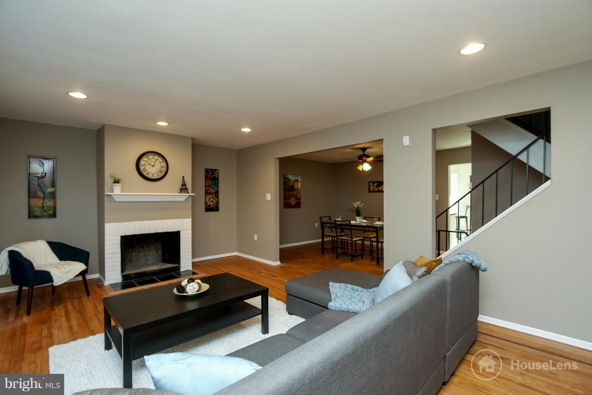 8268 Vosges Road Baltimore, MD 21244 - Photo 5 of 23 Living Room