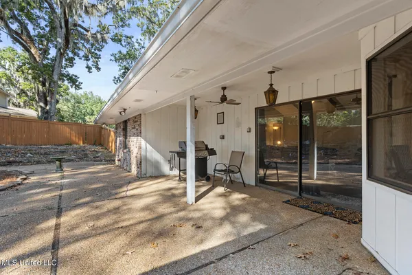 $294,900 | 423 Trailwood Drive, Clinton, MS 39056