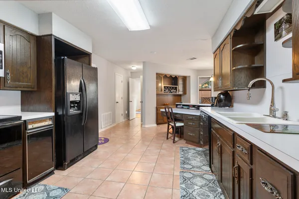 $294,900 | 423 Trailwood Drive, Clinton, MS 39056