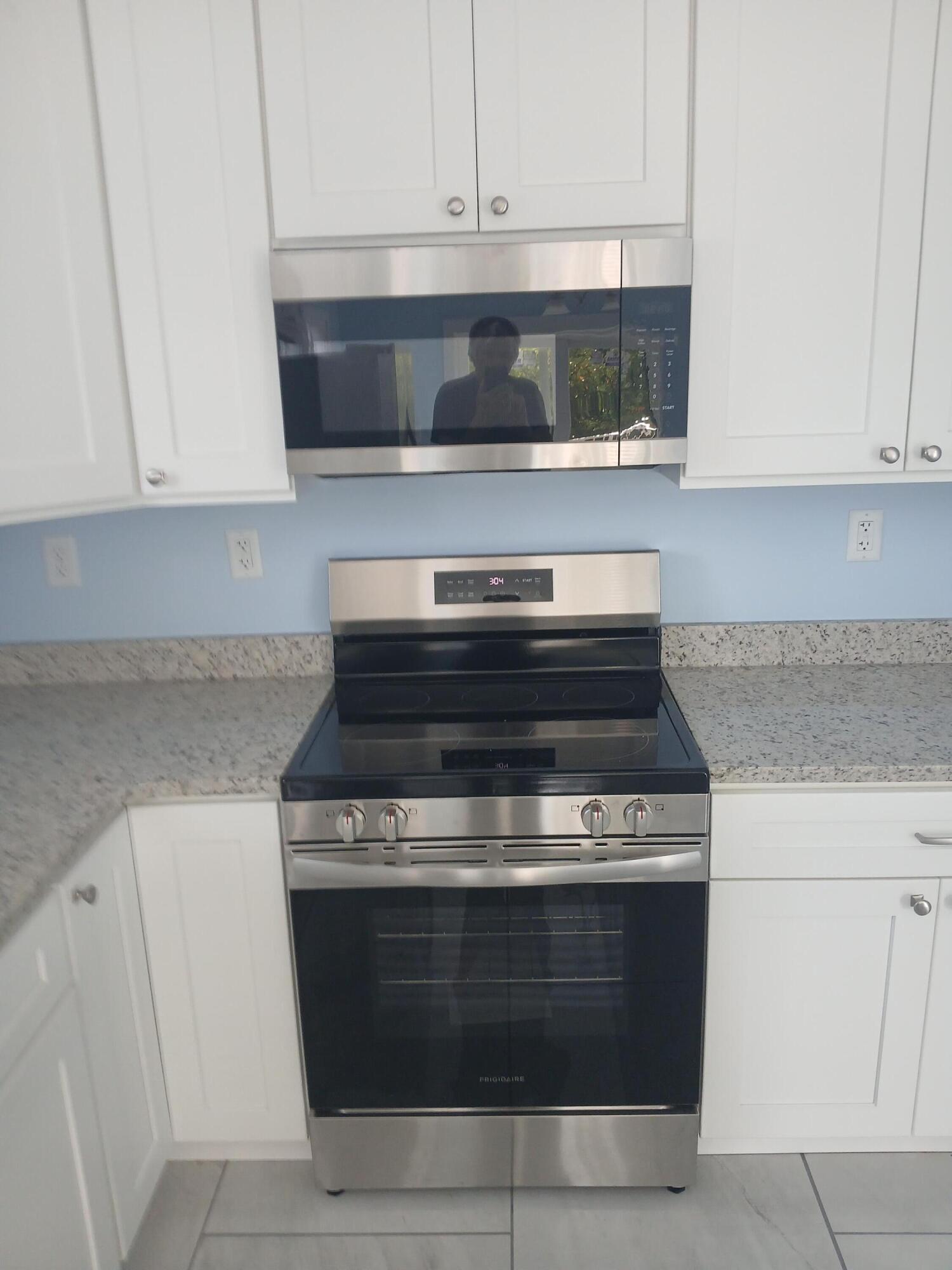 3930 Gordon Road Big Pine Key, FL 33043 - Photo 10 of 33 Kitchen view 2