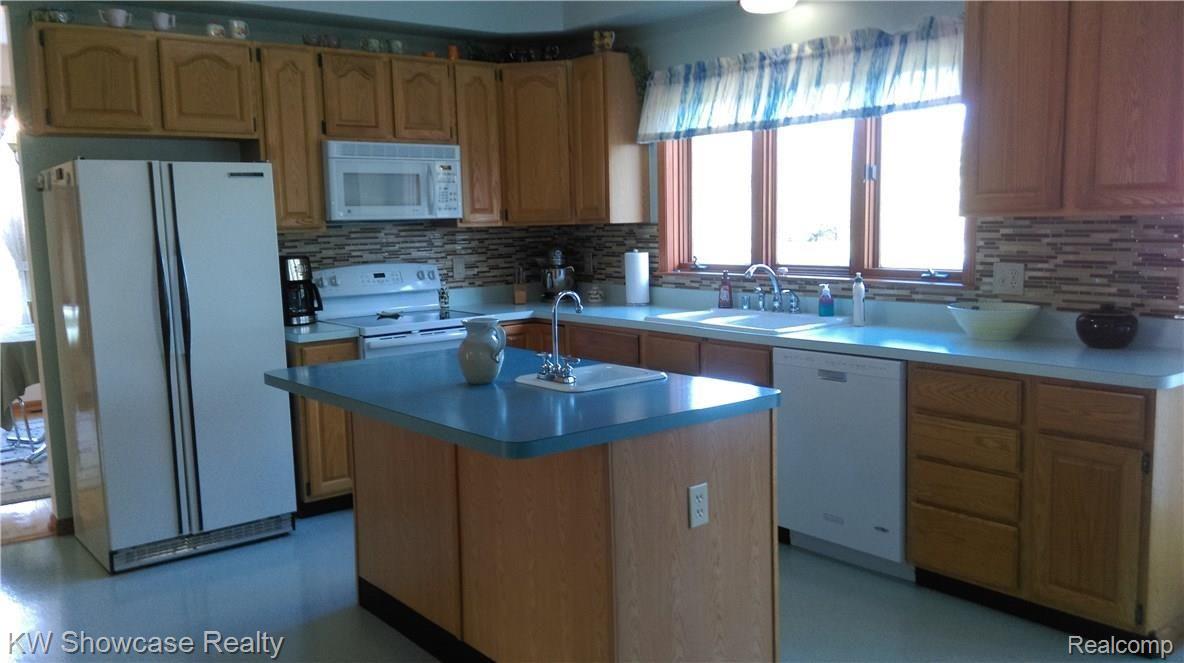 65411 Dequindre Road Oakland, MI 48363 - Photo 21 of 85 IMAG0406.jpg