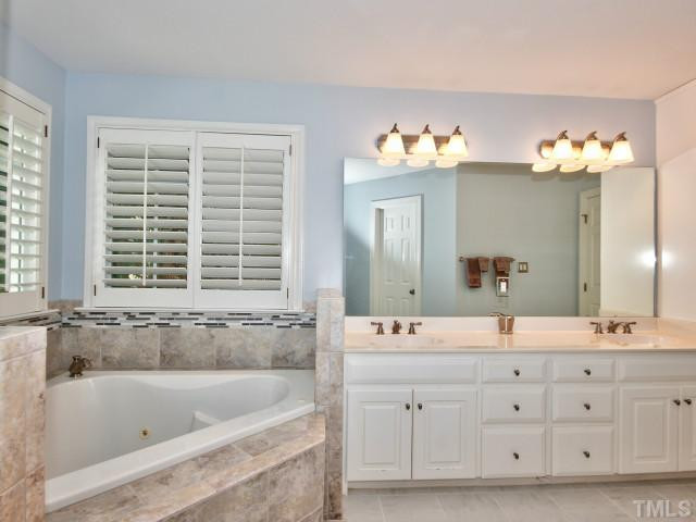 2704 Amstel Way Raleigh, NC 27613 - Photo 16 of 25 Photo 16