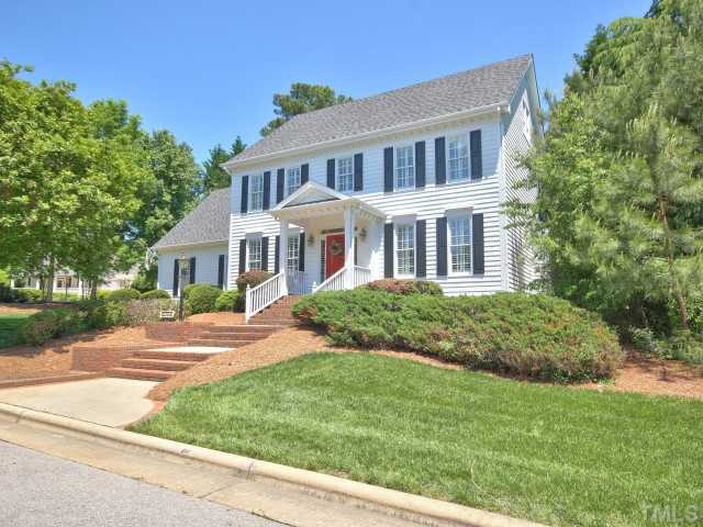 2704 Amstel Way Raleigh, NC 27613 - Photo 2 of 25 Photo 2