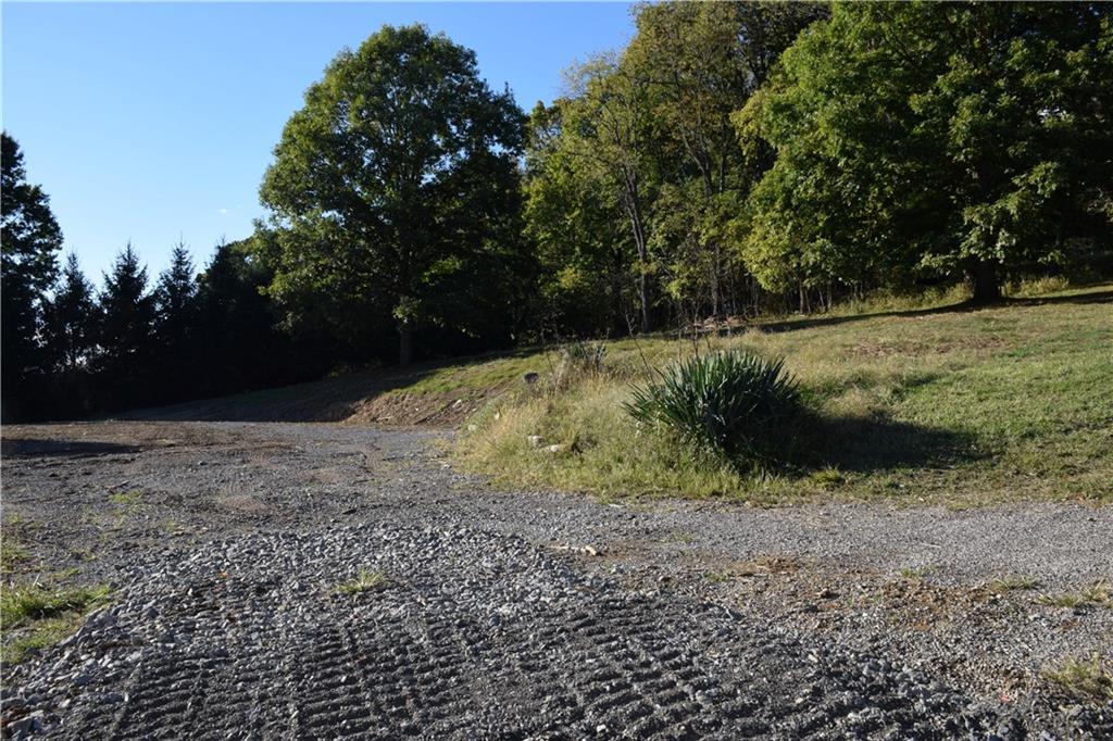 111 Gray Lane Mars, PA 16046 - Photo 3 of 3