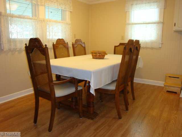 3088 Denton Road Thomasville, NC 27360 - Photo 5 of 13 Dining Room.