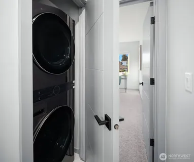 $688,000 | 8338 27th Avenue Northwest, Unit B, Seattle, WA 98117