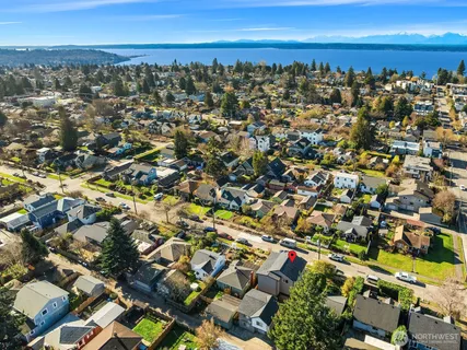 $688,000 | 8338 27th Avenue Northwest, Unit B, Seattle, WA 98117