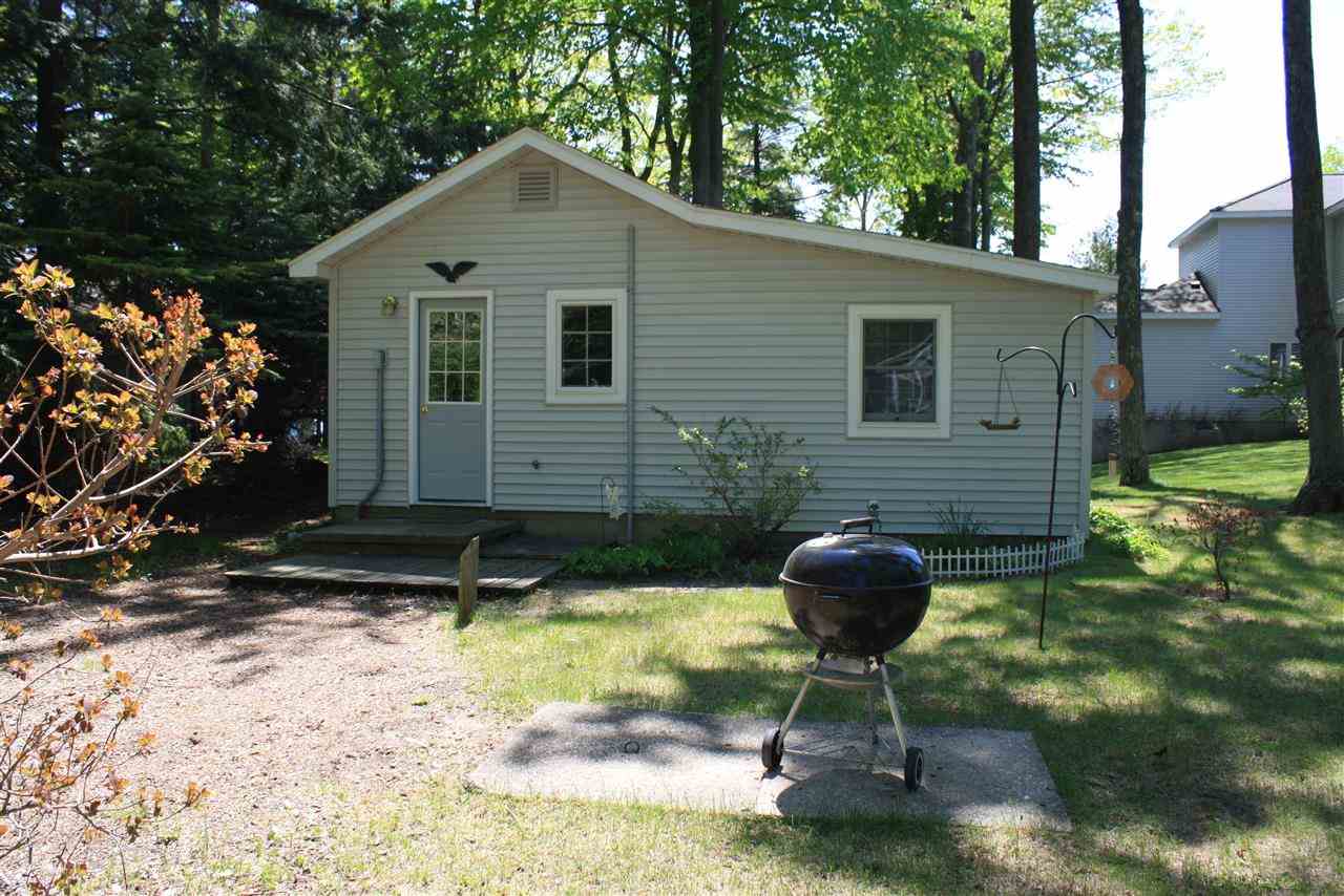 8601 Deadstream Road Honor, MI 49640 - Photo 7 of 30 1791408-6.JPG