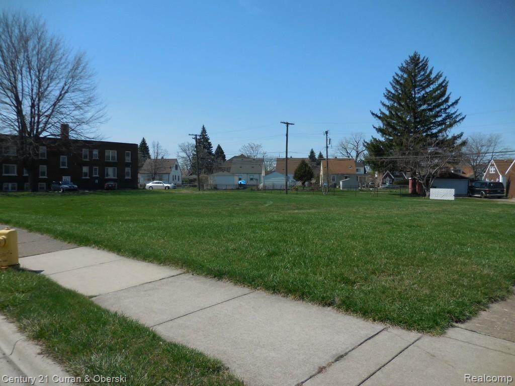 1335 Riverside Drive Dearborn, MI 48120 - Photo 3 of 6