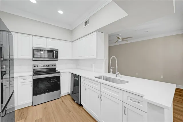 $249,900 | 3777 Peachtree Road Northeast, Unit 1108, Brookhaven, GA 30319