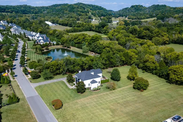 $2,900,000 | 1174 Echo Lane, Franklin, TN 37069