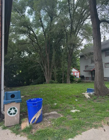 $119,000 | 914-916 North Winnebago Street, Rockford, IL 61103