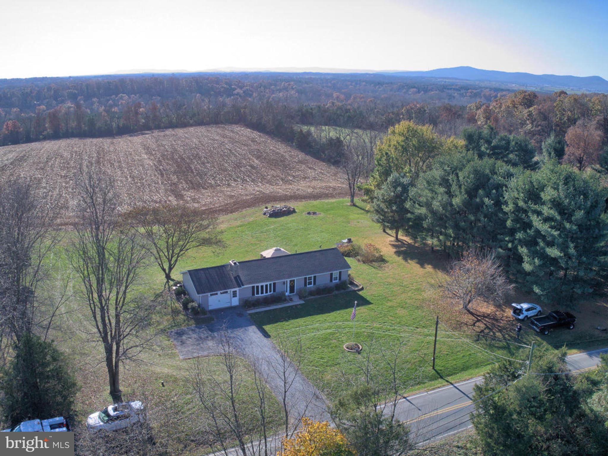 16045 Broadfording Road Clear Spring, MD 21722 - Photo 3 of 36