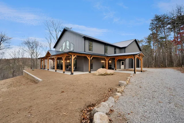 $1,249,000 | 206 South Bridal Veil Drive, Monteagle, TN 37356