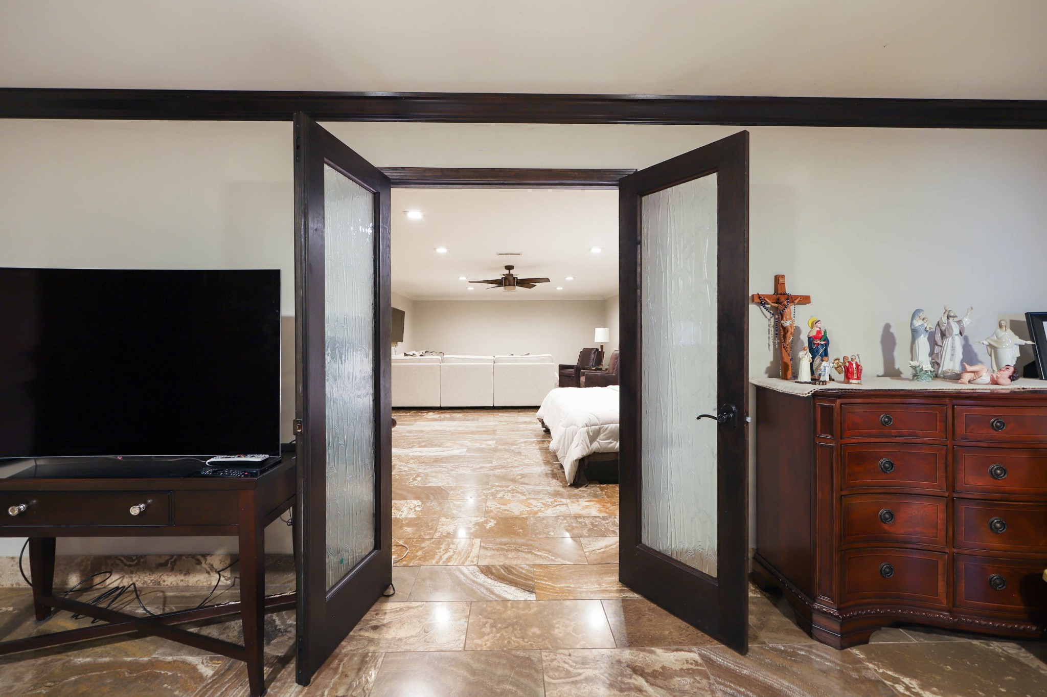 832 Jones Creek Road Dickson, TN 37055 - Photo 14 of 53 a living room with furniture and a flat screen tv
