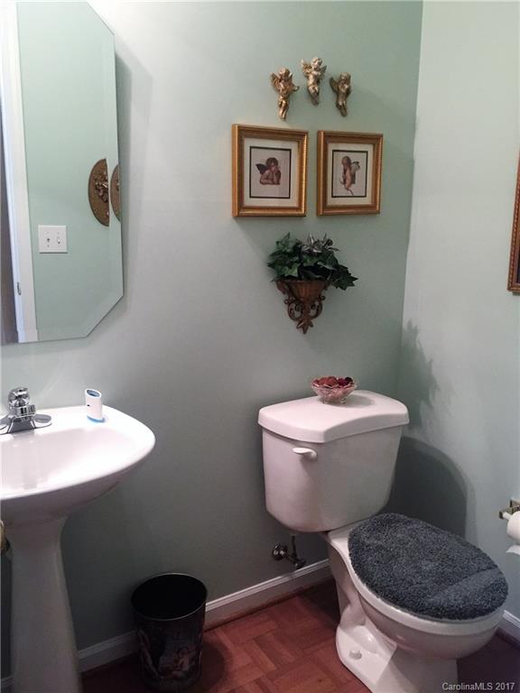 10700 Ridge Acres Road Charlotte, NC 28214 - Photo 17 of 22 Gallery Image 17
