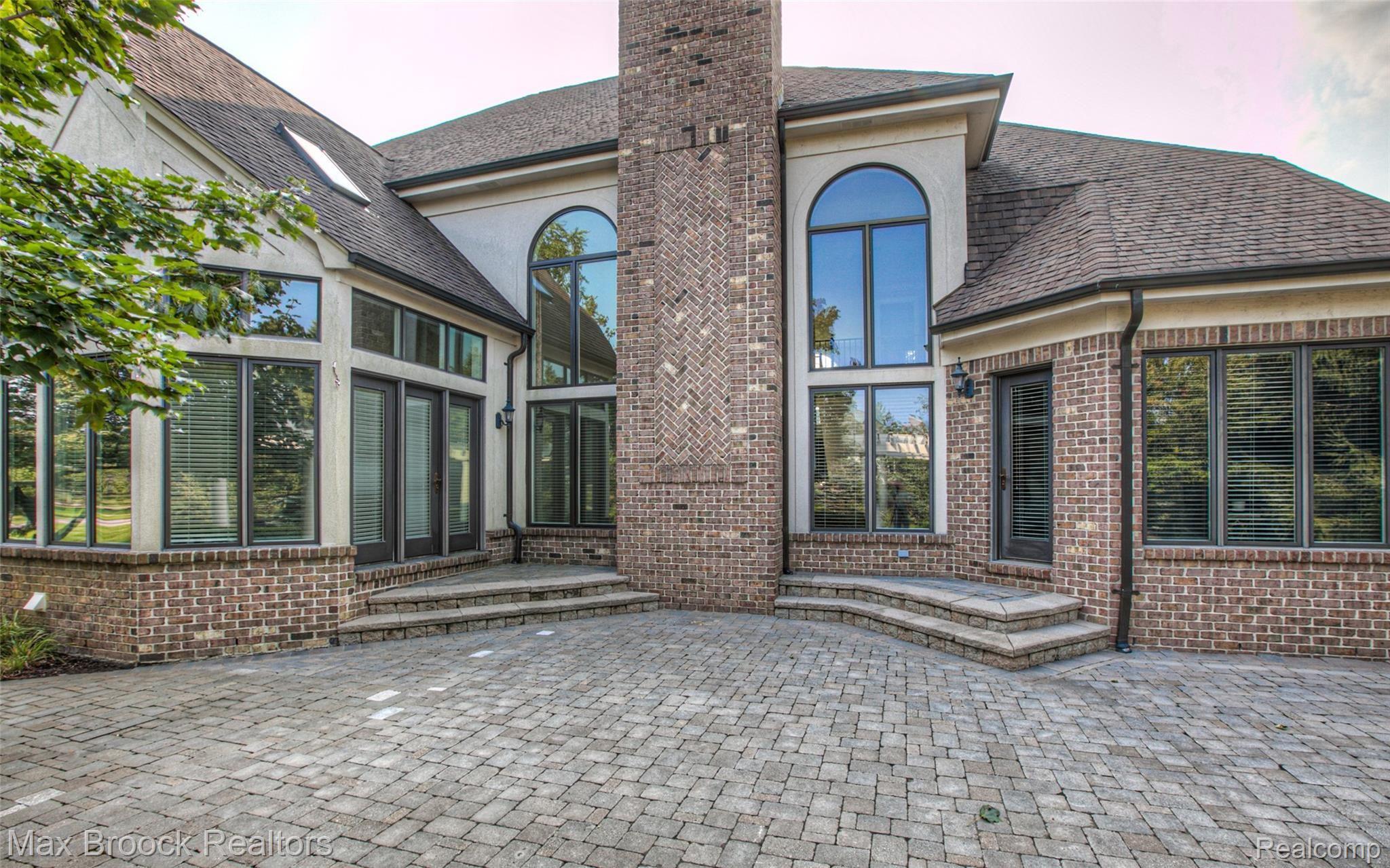 4865 Crestone Way Rochester, MI 48306 - Photo 10 of 63 -8.jpg