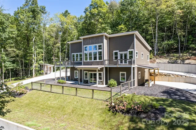 $799,000 | 1185 Wallalieu Road, Otto, NC 28763