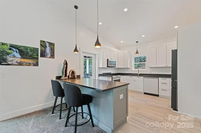 $799,000 | 1185 Wallalieu Road, Otto, NC 28763