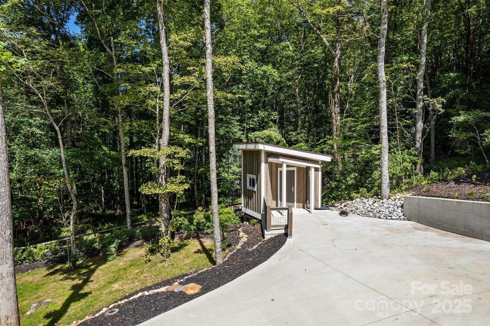 1185 Wallalieu Road Otto, NC 28763 - Photo 8 of 43