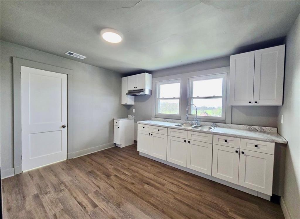 5725 Verona Road Verona, PA 15147 - Photo 20 of 40