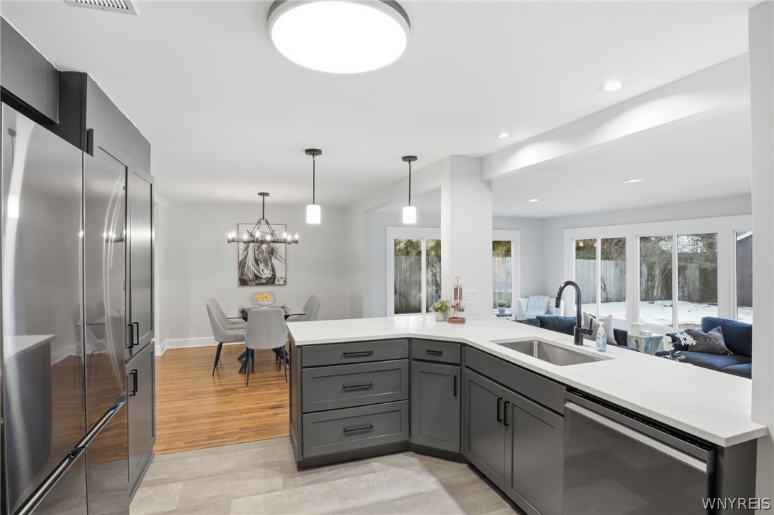 51 Meadowbrook Road Amherst, NY 14221 - Photo 13 of 49