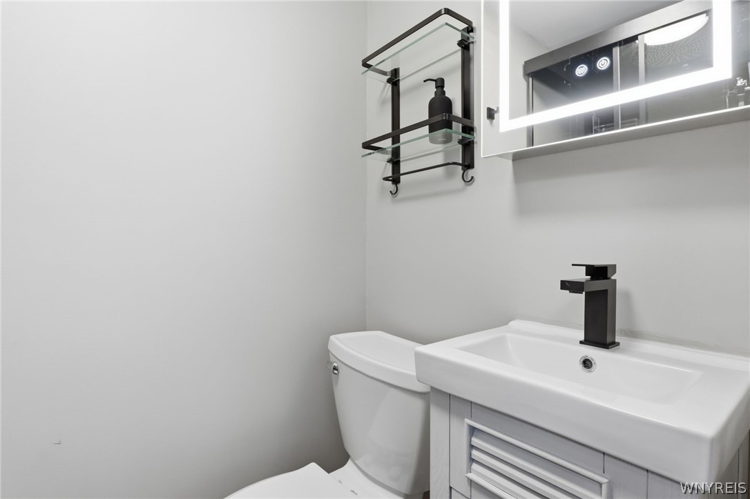 51 Meadowbrook Road Amherst, NY 14221 - Photo 23 of 49