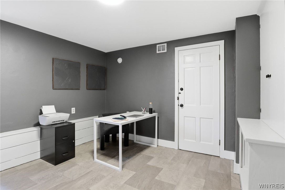 51 Meadowbrook Road Amherst, NY 14221 - Photo 26 of 49