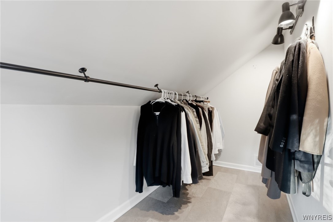 51 Meadowbrook Road Amherst, NY 14221 - Photo 39 of 49