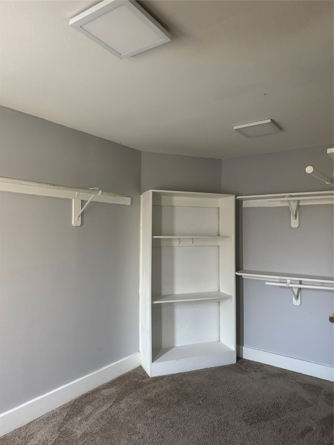 7526 Dearborn Street Houston, TX 77055 - Photo 8 of 11 a view of an empty walk in closet