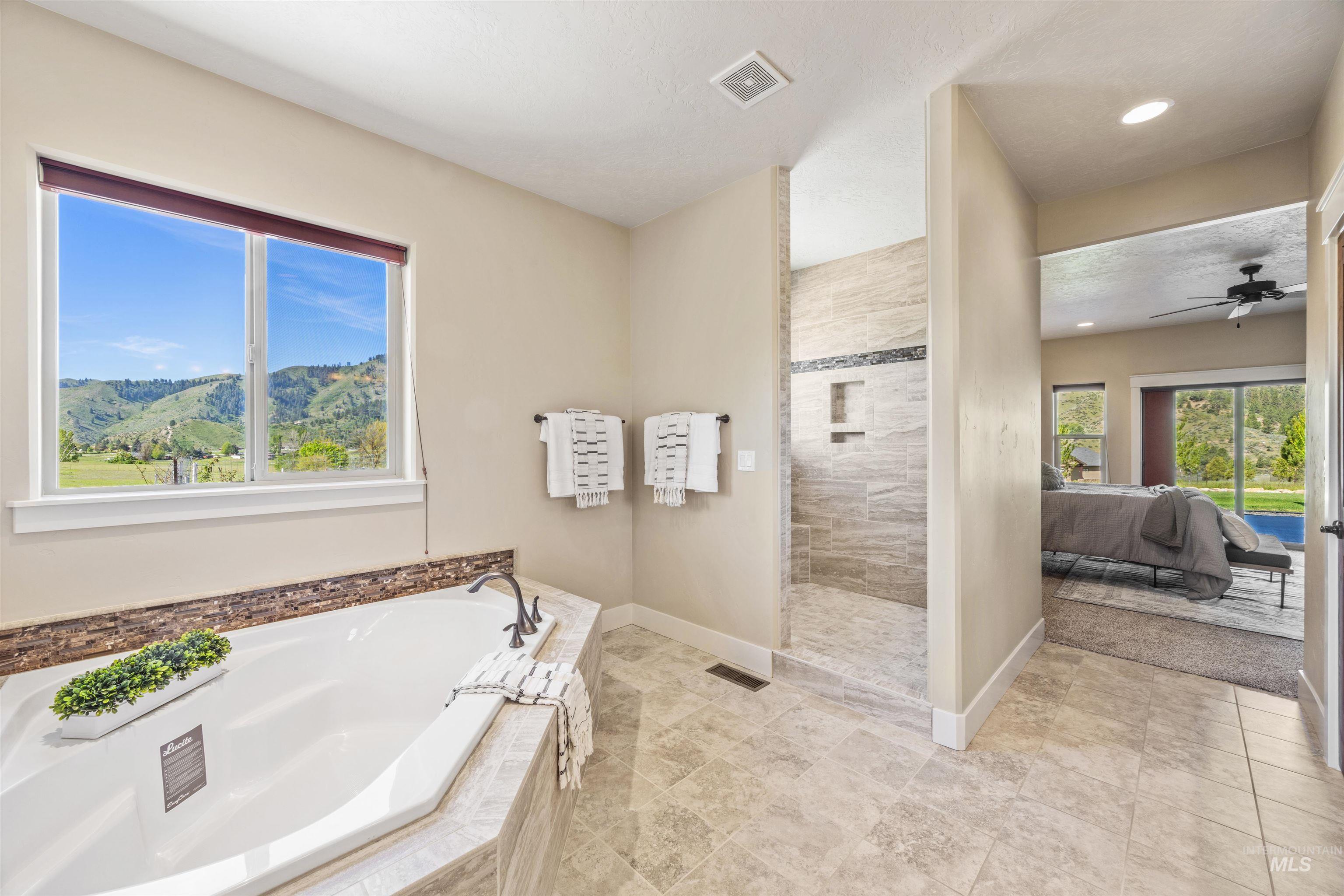 6 Rim Cyn Lane Boise, ID 83716 - Photo 21 of 44