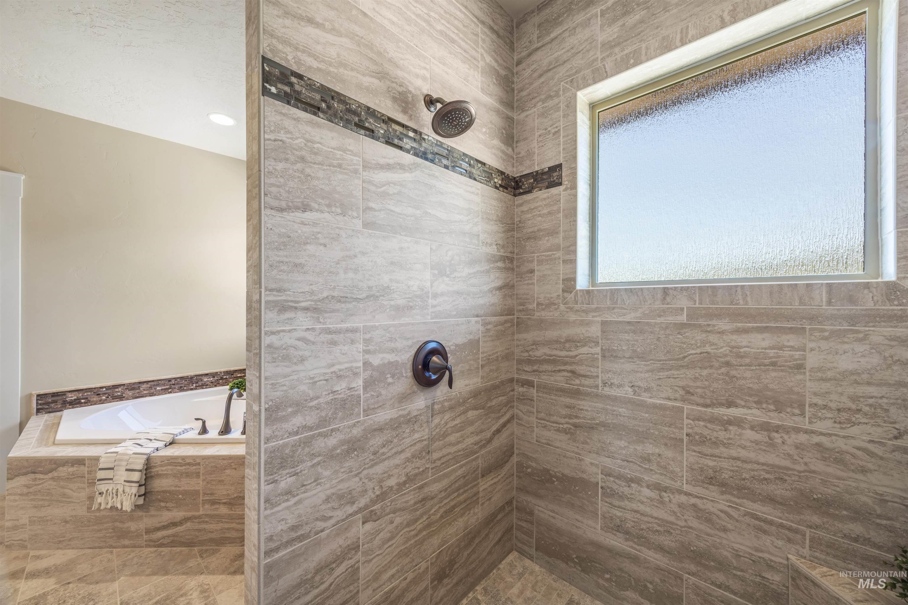 6 Rim Cyn Lane Boise, ID 83716 - Photo 23 of 44