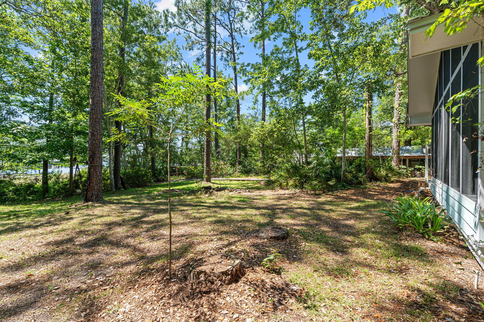 722 Mallet Bayou Road Freeport, FL 32439 - Photo 35 of 47 35-web-or-mls-722 Mallet-35